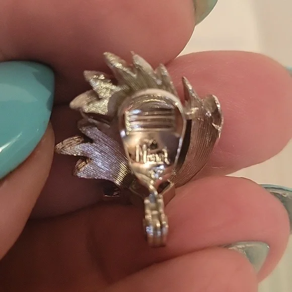 Vintage Monet Clip-On Earrings - Picture 3 of 4